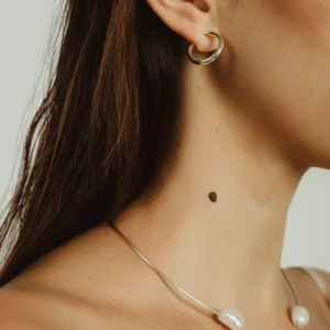 Pearis Silver Necklace