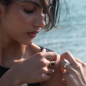 Yuneathe Gold Ring